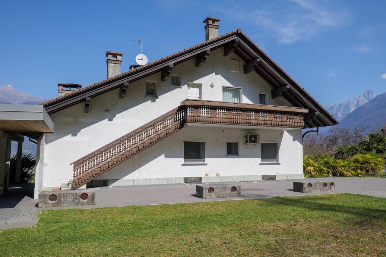 Villa Carlo Colico Eksteriør bilde