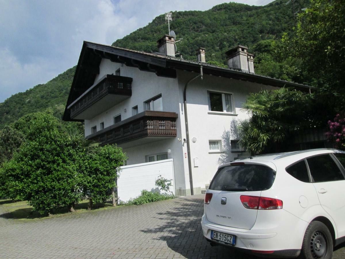 Villa Carlo Colico Eksteriør bilde
